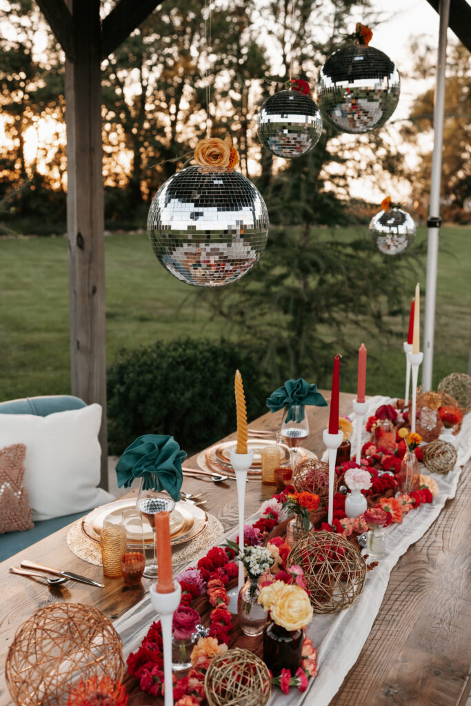 Disco ball head table
